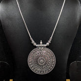 Round Style Antique Pendant Necklace For Girls - Silver Antique