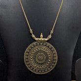 Round Style Pendant Necklace For Girls - Golden
